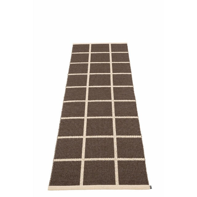 Criss Rug in Dark Brown - Sea Green Designs