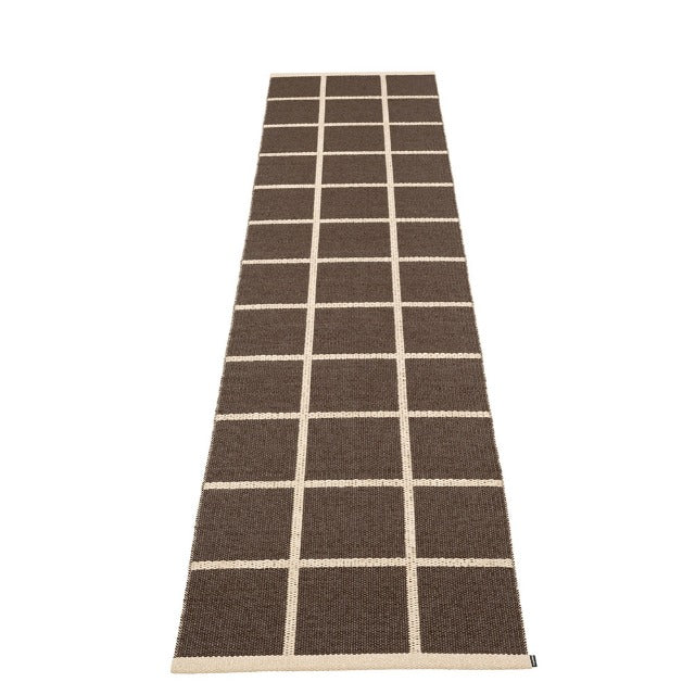 Criss Rug in Dark Brown - Sea Green Designs