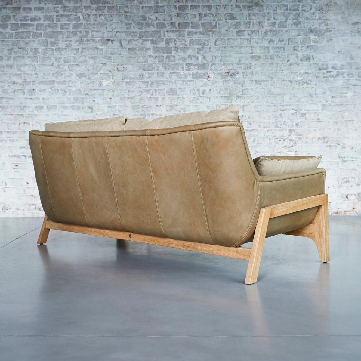 Woodnest - Solid Oak and Leather Cheyenne 2-Seat Sofa – image 6