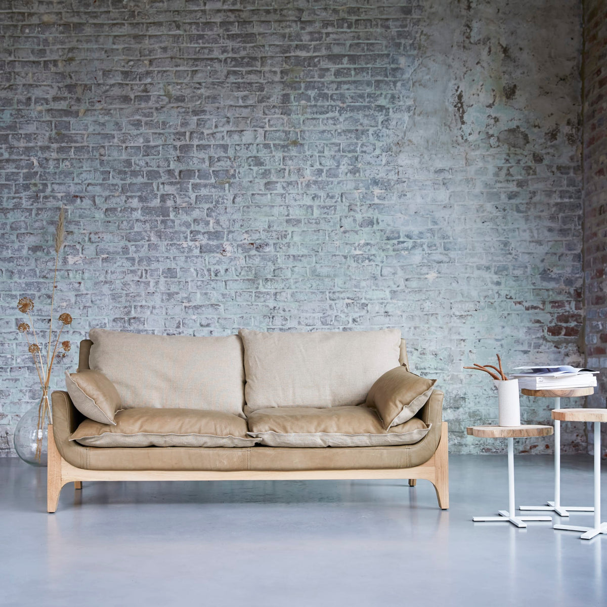 Woodnest - Solid Oak and Leather Cheyenne 2-Seat Sofa – image 16