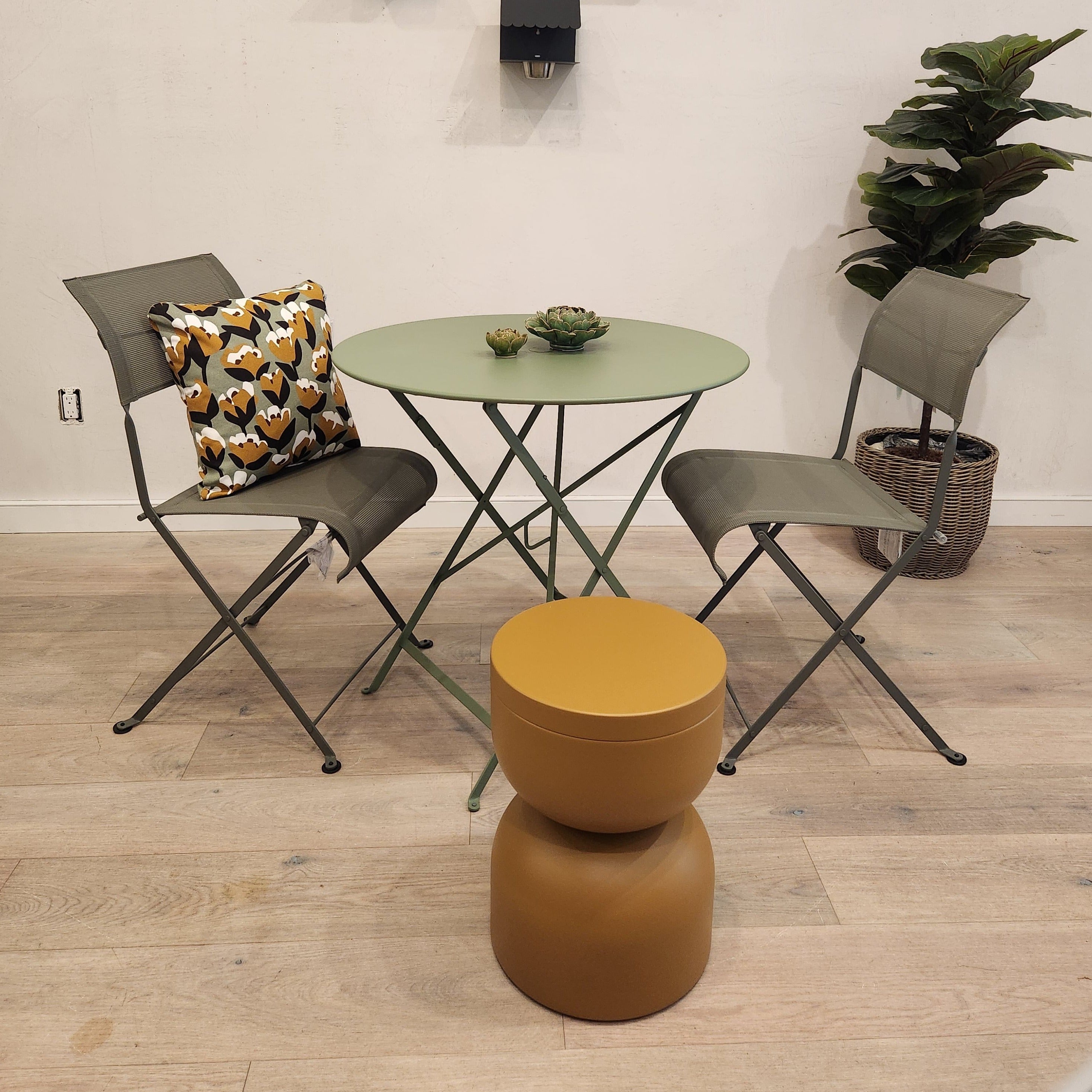 Bistro 30" Round Table - Sea Green Designs