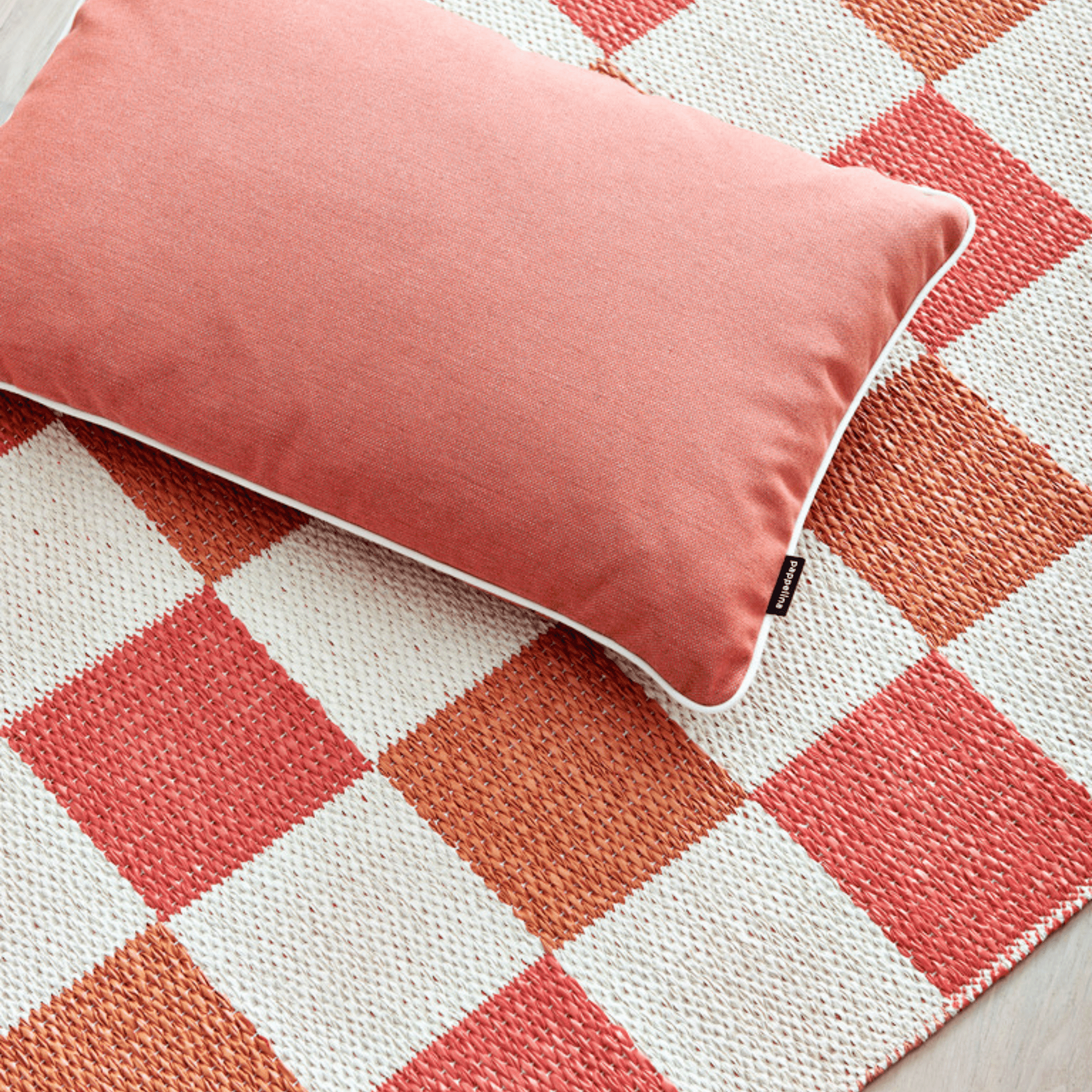 Pix Rug - Flamingo - Sea Green Designs