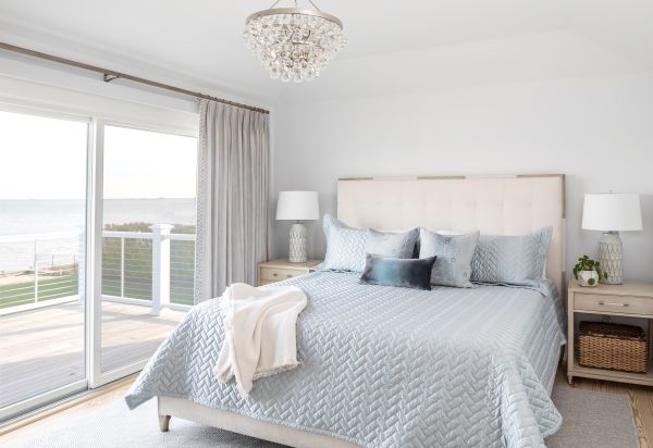 Coastal Calm, Consciously Curated: Inside a Sea Green Designs Home ...