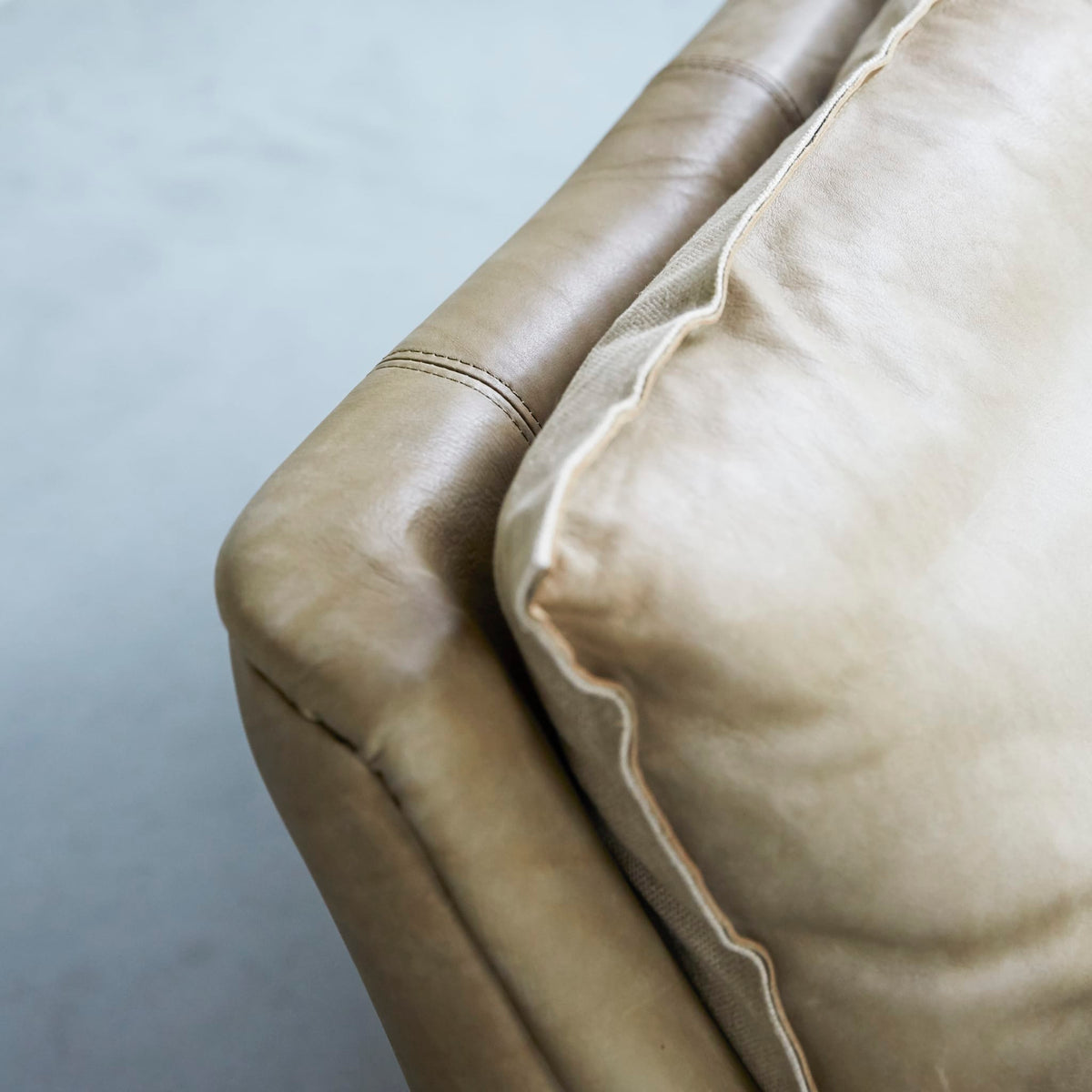 Woodnest - Solid Oak and Leather Cheyenne 2-Seat Sofa – image 12