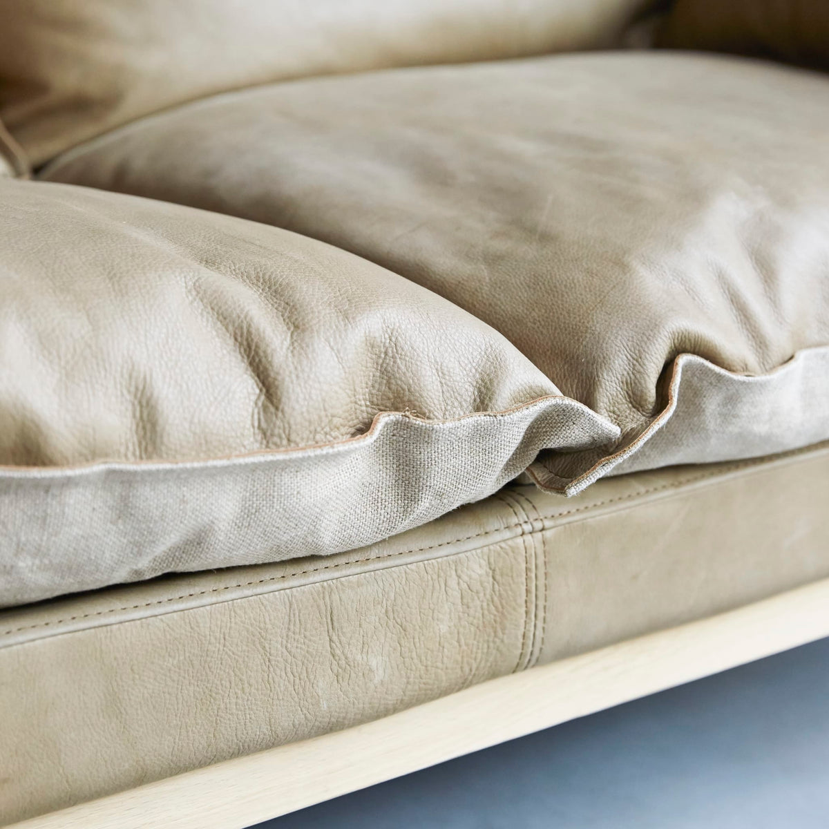 Woodnest - Solid Oak and Leather Cheyenne 2-Seat Sofa – image 2