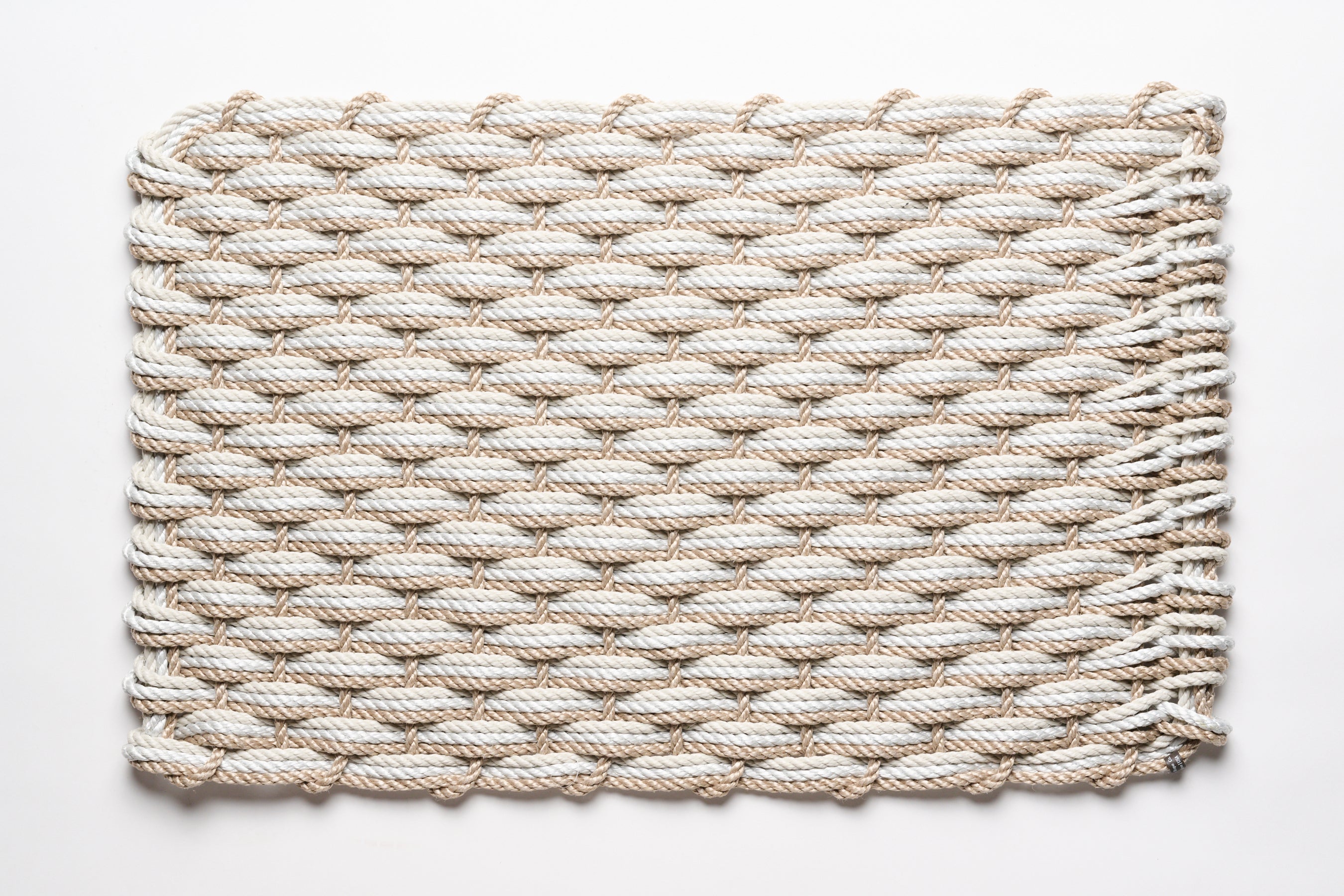 Handwoven Rope Doormat in Sand / Fog Gray / Oyster