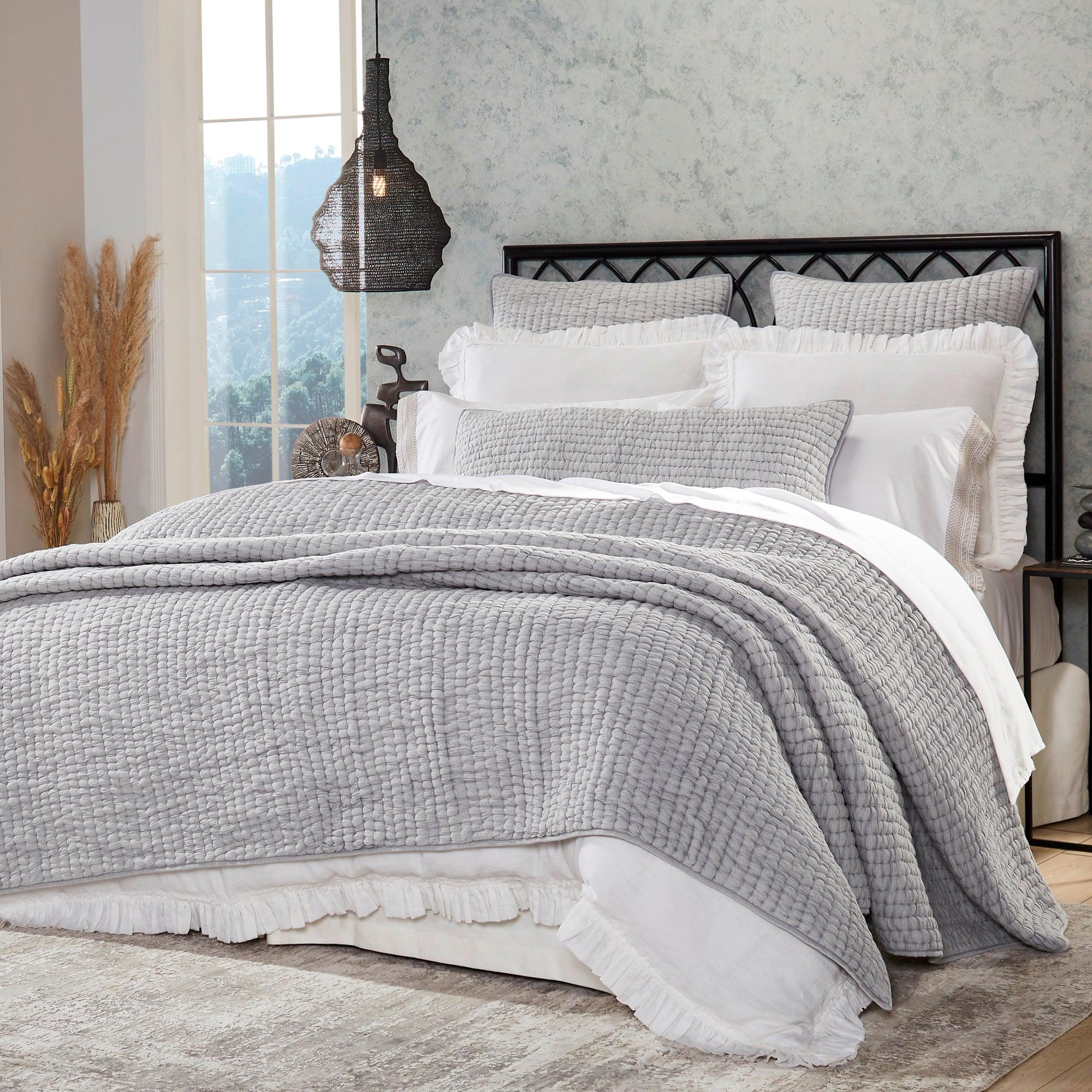 Bella Quilt - Sea Green Designs