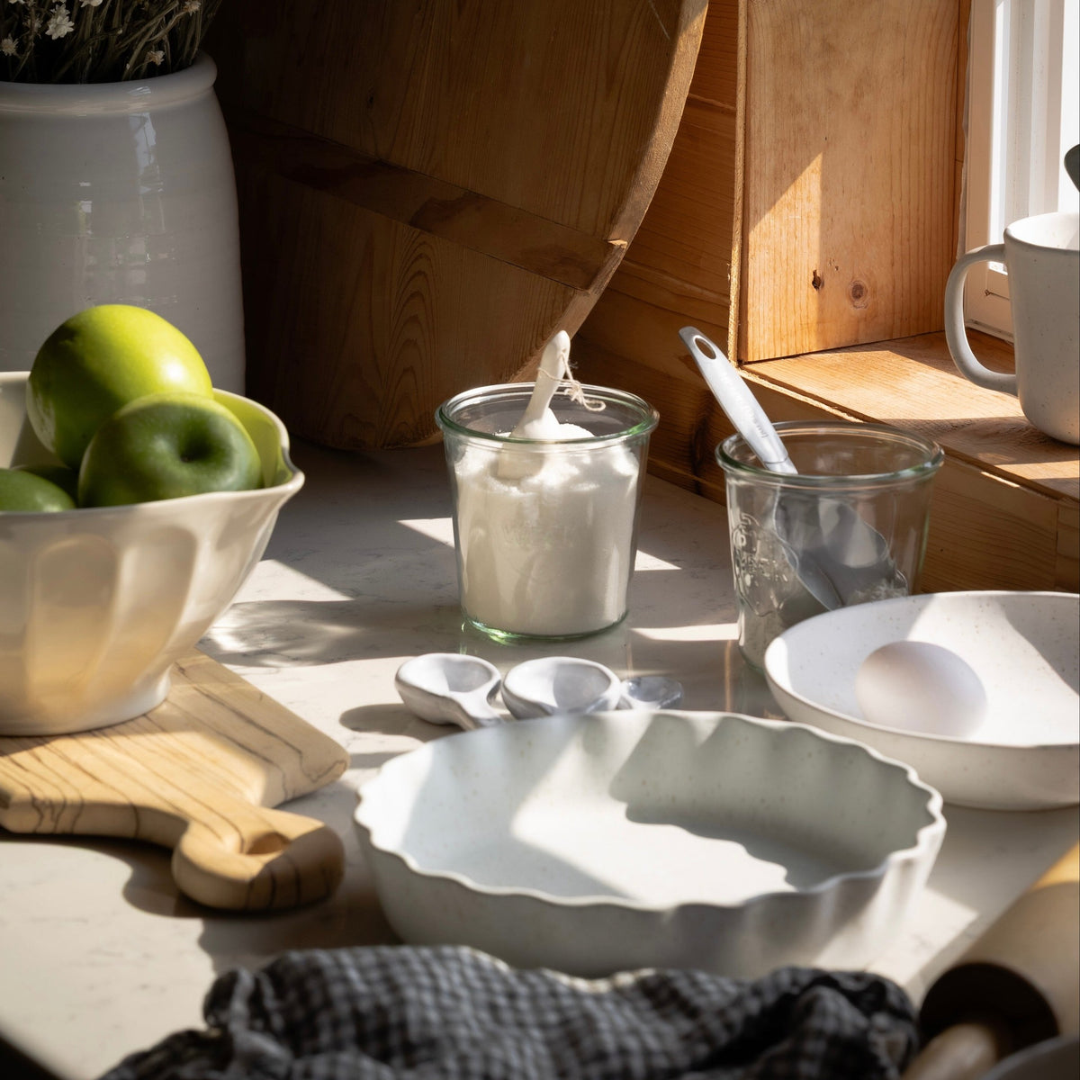 Fieldstone Ruffle Pie Dish