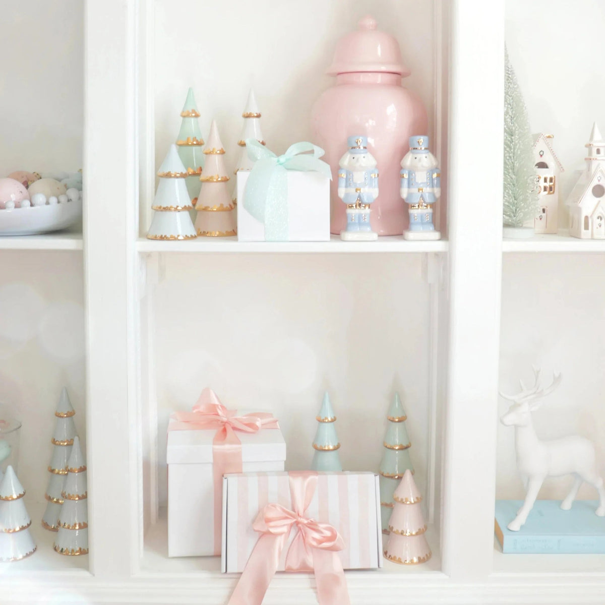 Christmas Village 3-Piece Set with 22K Gold Accents in Ivory