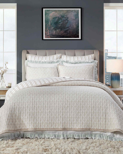 Bed Throws & Quilts