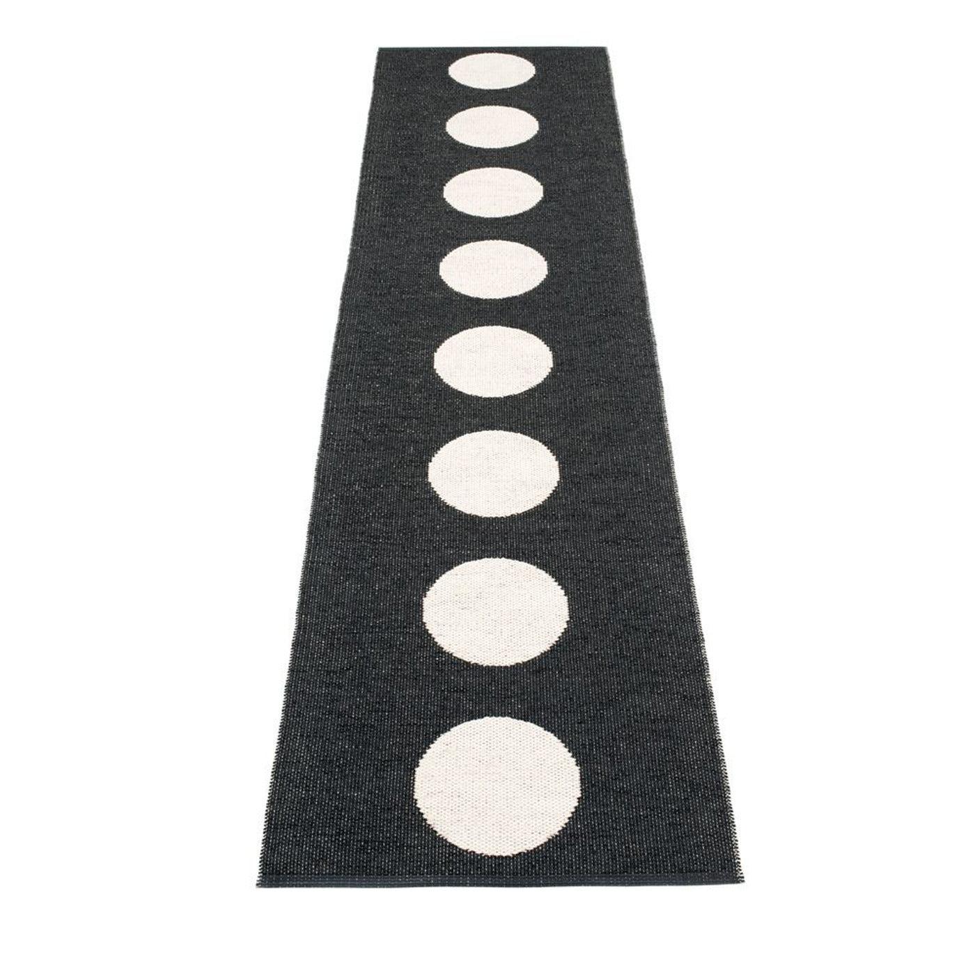 Vera Rug - Black - Sea Green Designs